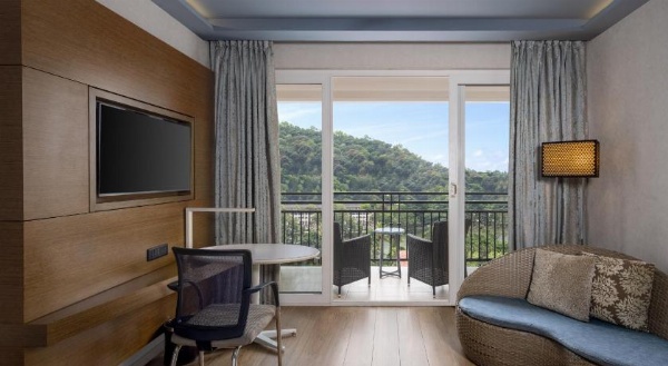 Radisson Hotel Kandy image 30