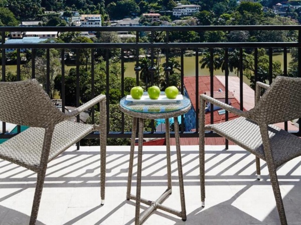 Radisson Hotel Kandy image 5